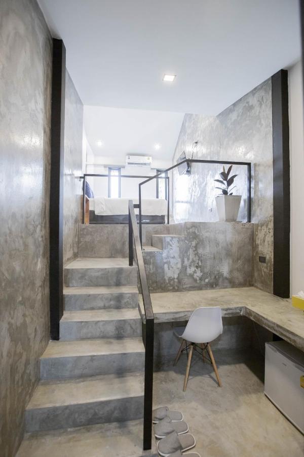 In My Place Cafotel Khlong Thom 외부 사진